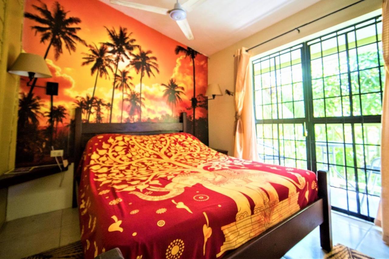 Leatherback Lodge Eco B&B Salybia Экстерьер фото
